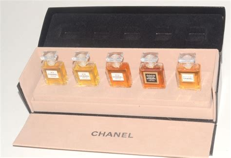 RARE CHANEL SET OF 4 MINI PERFUME BOTTLES IN 